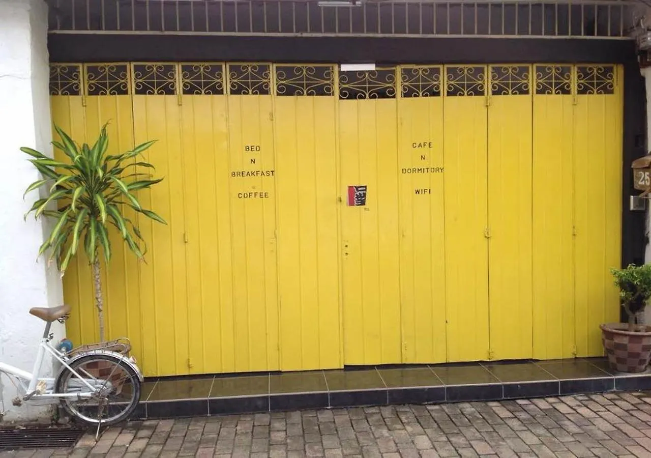 Ola Lavanderia Cafe Malakka Malezya
